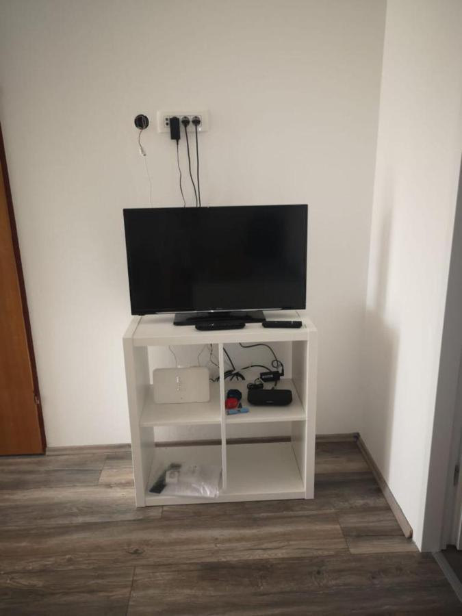 Apartments Tara Ražanac Extérieur photo